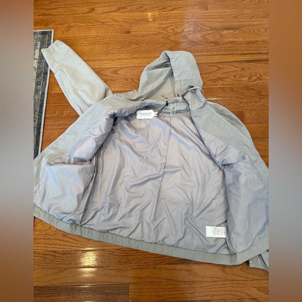 ZUDA new with tags lightweight dove gray full zip hooded jacket size medium - Picture 3 of 8